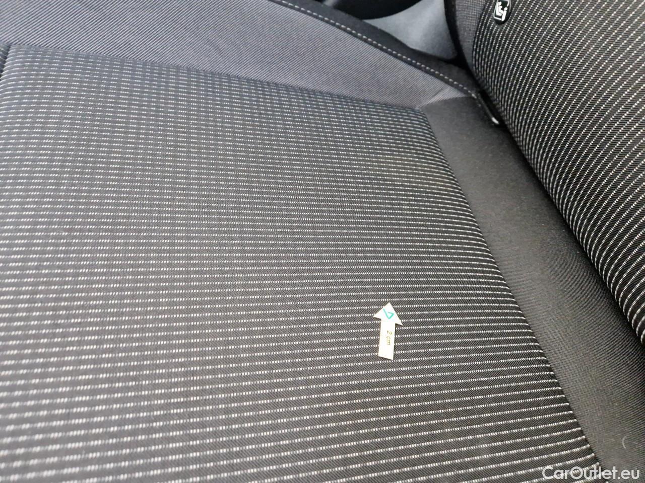  Skoda  Octavia 2.0 TDI 115CP Ambition DSG #44