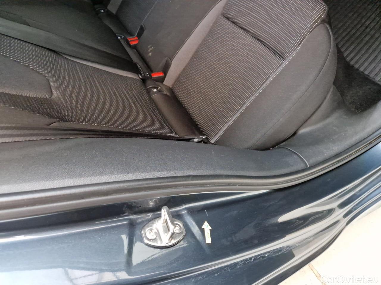  Skoda  Octavia 2.0 TDI 115CP Ambition DSG #44