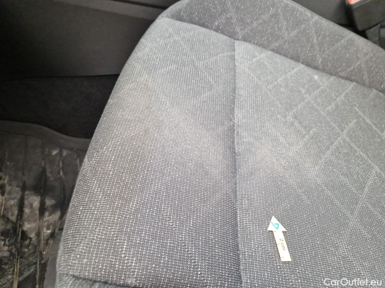  Volkswagen  Golf  2.0 TDI 116HP DSG Life Variant #30