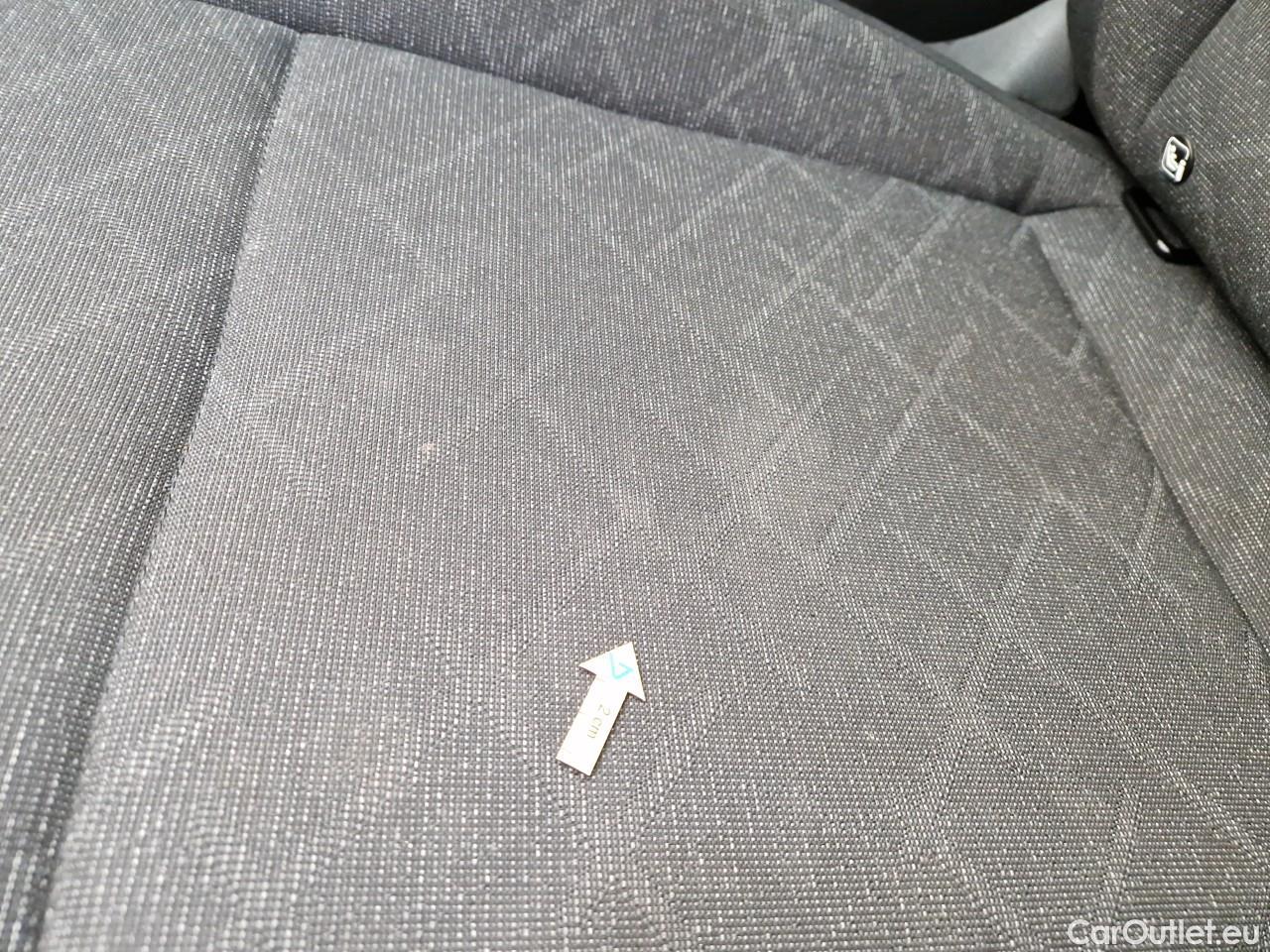  Volkswagen  Golf  2.0 TDI 116HP DSG Life Variant #34