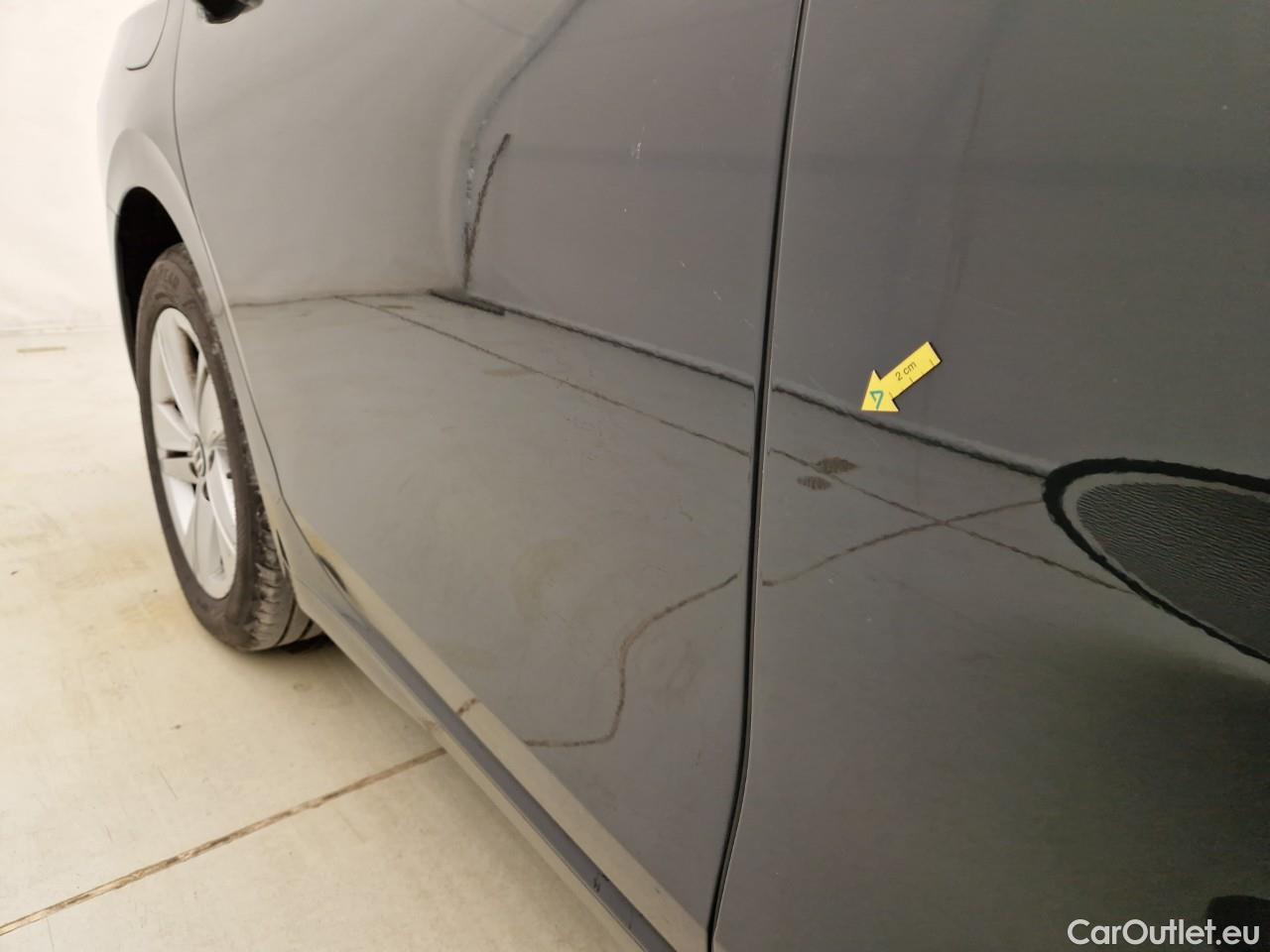  Volkswagen  Golf  2.0 TDI 116HP DSG Life Variant #9