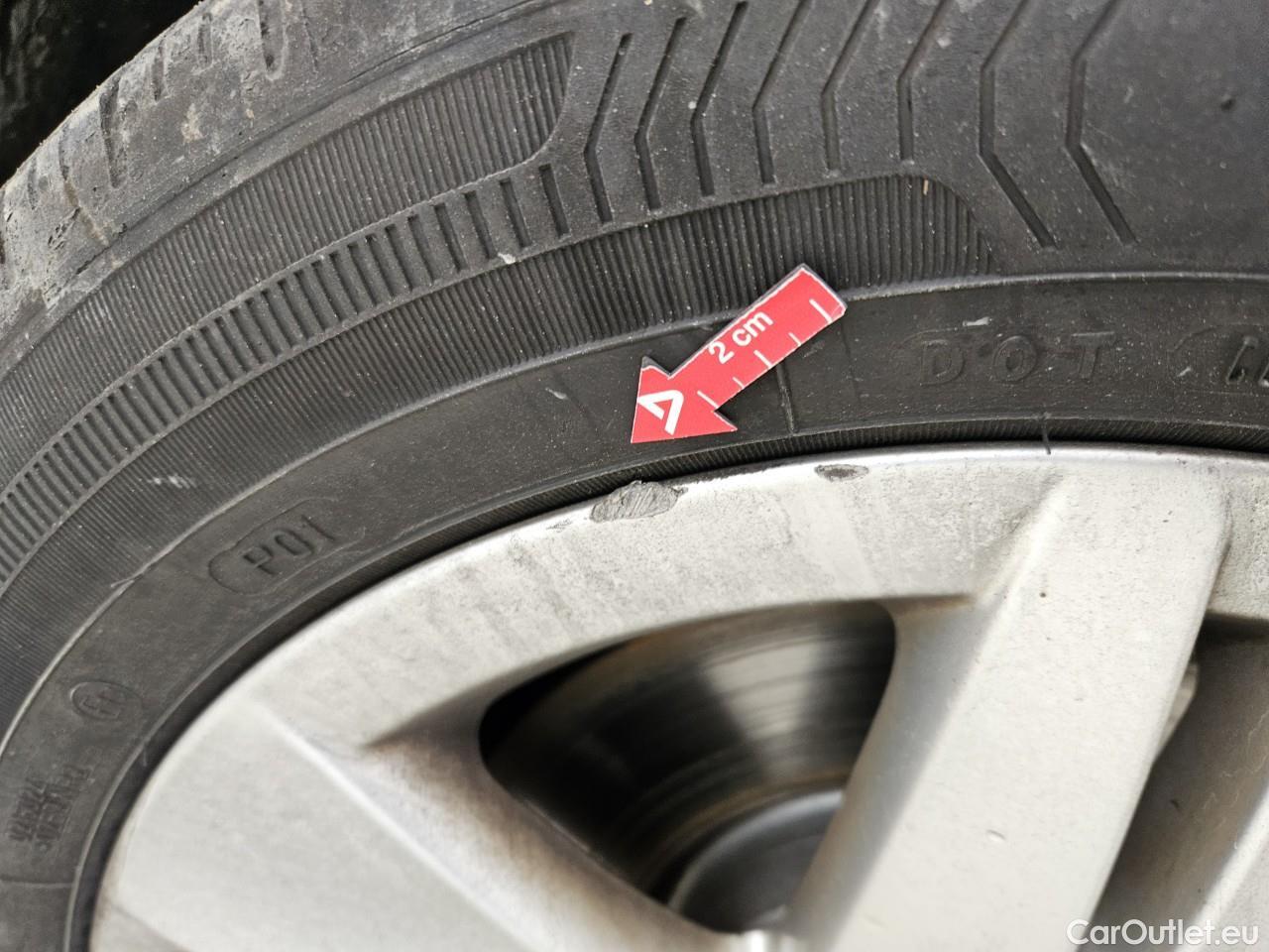  Volkswagen  Golf  2.0 TDI 116HP DSG Life Variant #19