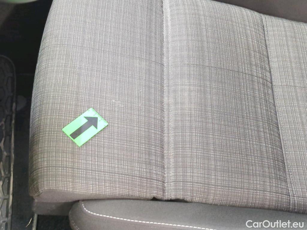  Volkswagen  Passat Comfortline 2.0 TDI DSG 150 CP #24