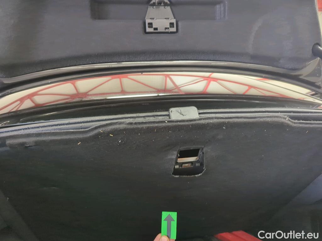  Volkswagen  Passat Comfortline 2.0 TDI DSG 150 CP #9