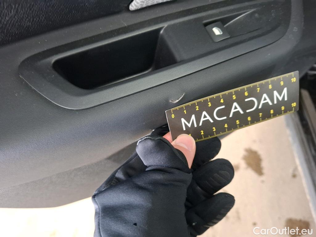  Citroen  C4  X Feel Pack 1.2 PureTech 130CV BVA8 6E #9