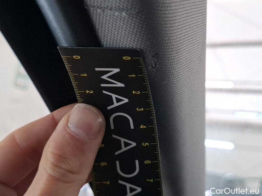  Bmw  Serie 1 BMW Série 1 / 2019 / 5P / Berline 116i Business Design #22