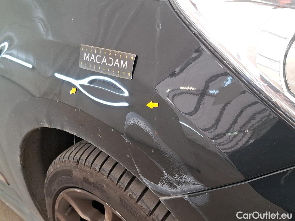  Citroen  DS3 CITROEN  3p Berline Sport Chic THP 150 #21