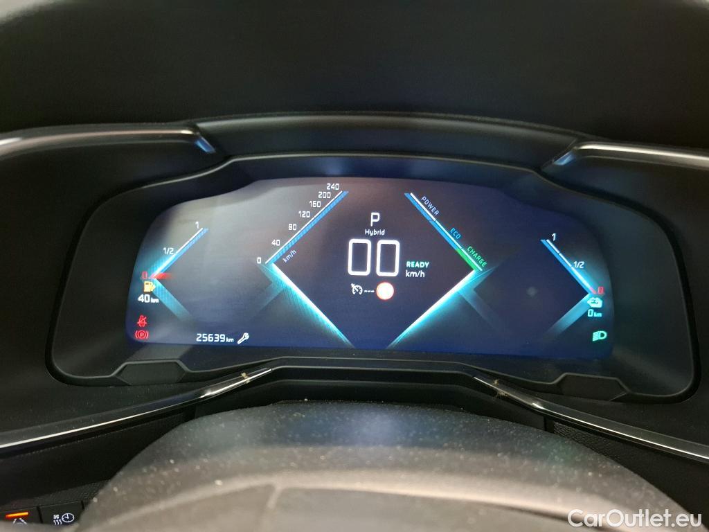  DS  DS7 DS DS 7 Crossback / 2017 / 5P / SUV E-TENSE 4x4 300 BASTILLE + #29