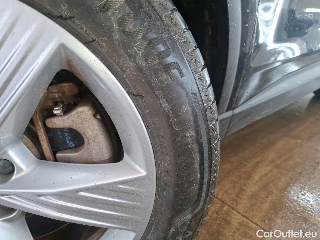  Audi  Q4 E-Tron  40 e-tron Executive 82kWh BVA #61