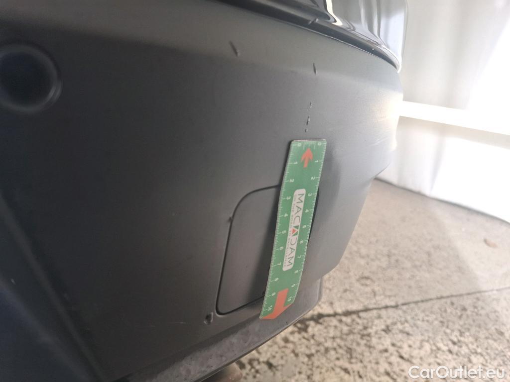  Citroen  C4  X Feel Pack 1.2 PureTech 130CV BVA8 6E #9