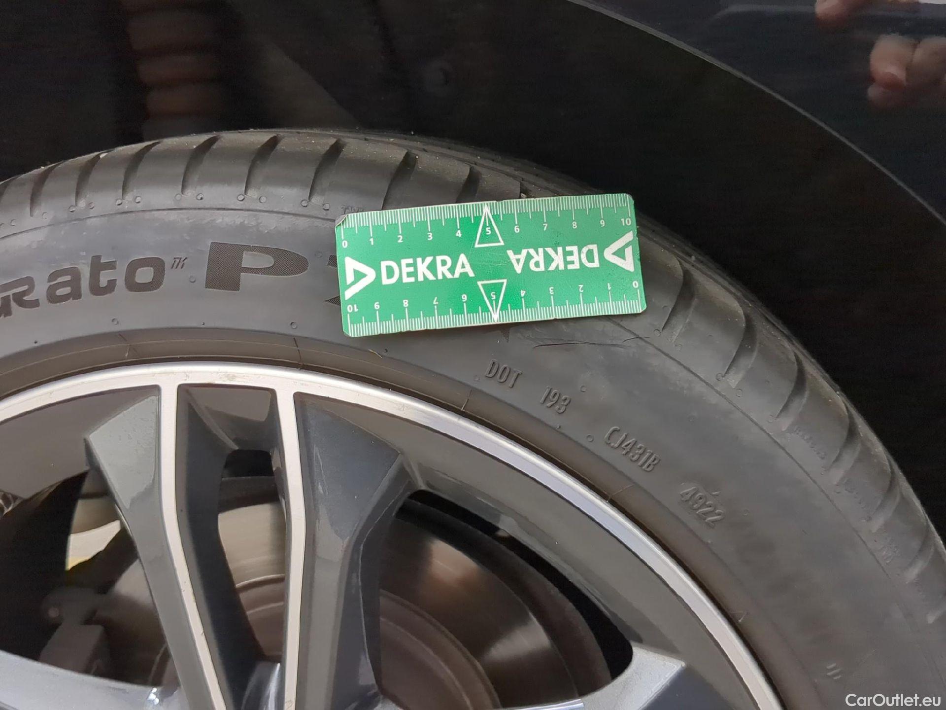  Bmw  Serie 1 Série 1 Berline 118 i Edition Sport 1.5 135CV BVA7 E6d #3