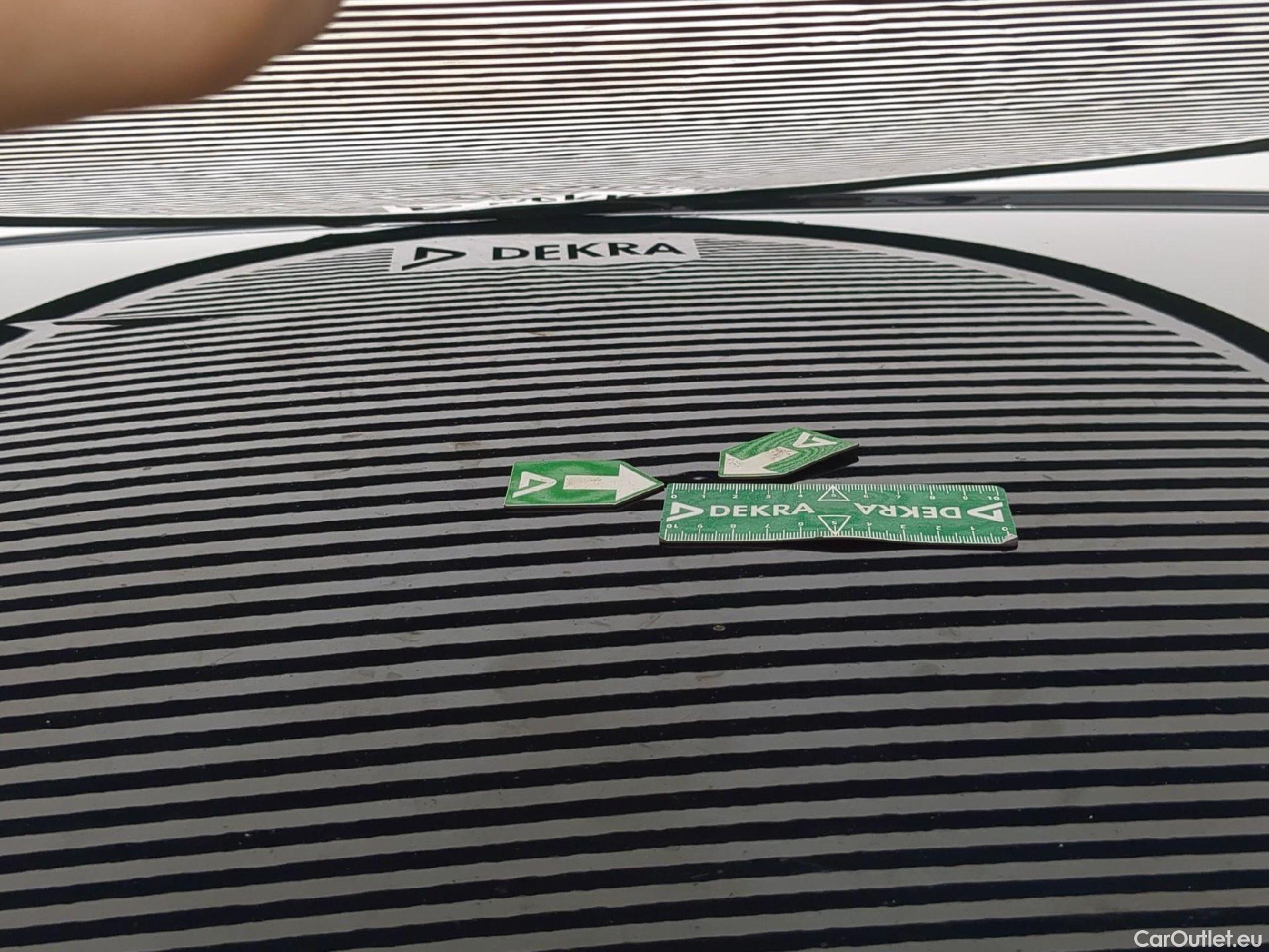  Bmw  Serie 1 Série 1 Berline 118 i Edition Sport 1.5 135CV BVA7 E6d #9