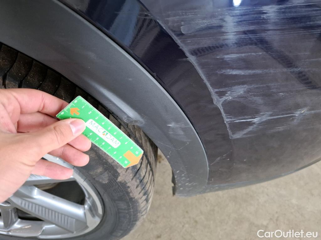  DS  DS7 DS DS 7 Crossback / 2017 / 5P / SUV E-TENSE 4x4 300 BASTILLE + #39