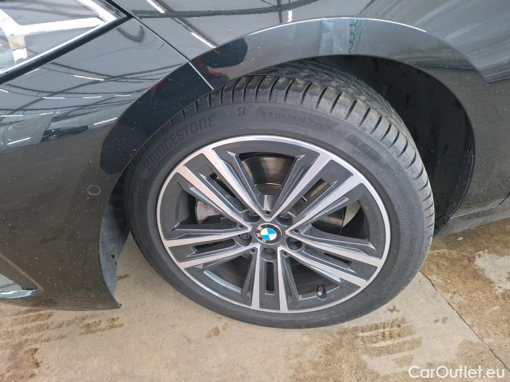  Bmw  Serie 1 BMW Série 1 / 2019 / 5P / Berline 1.5 116D DKG7 Business Design #4