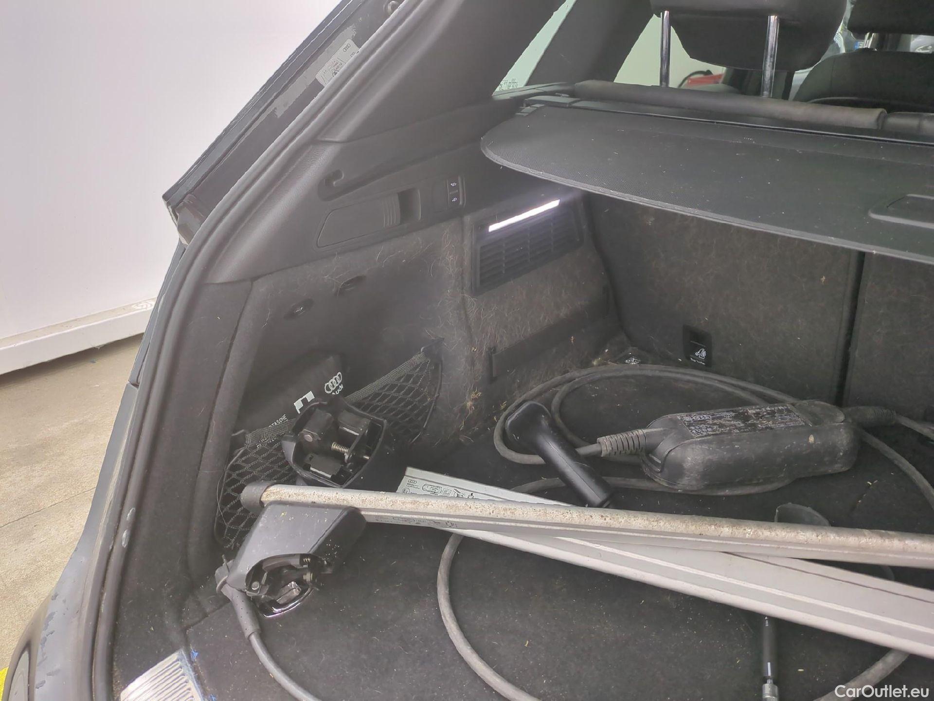  Audi  Q5 AUDI  / 2020 / 5P / SUV 50 TFSI e 299 QTT S TRONIC 7 AVUS #33