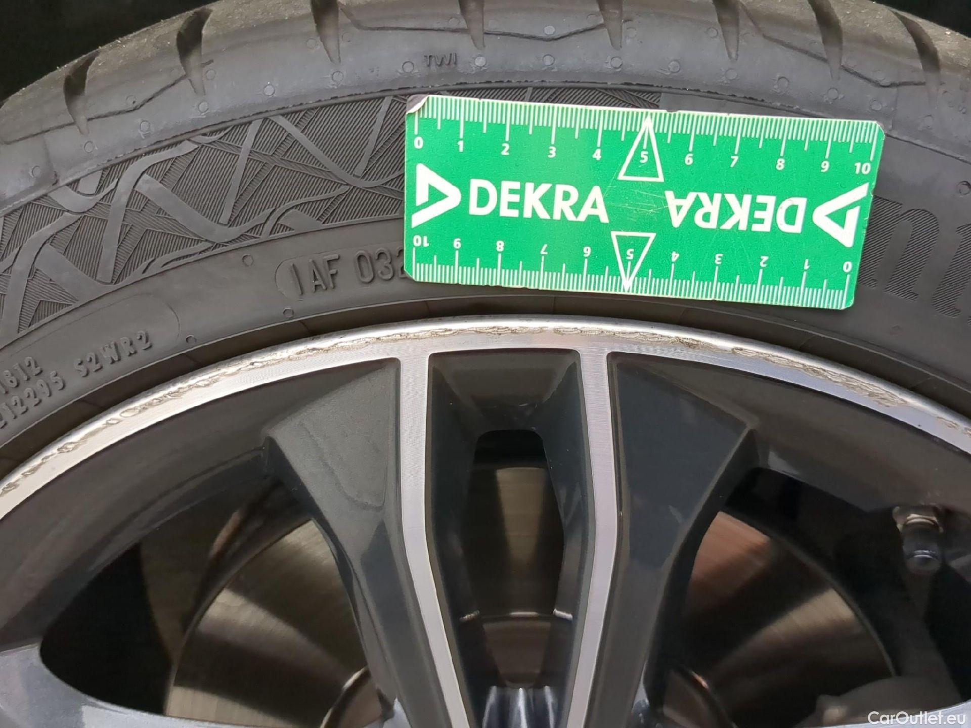  Bmw  Serie 1 Série 1 Berline 118 i Edition Sport 1.5 135CV BVA7 E6d #7