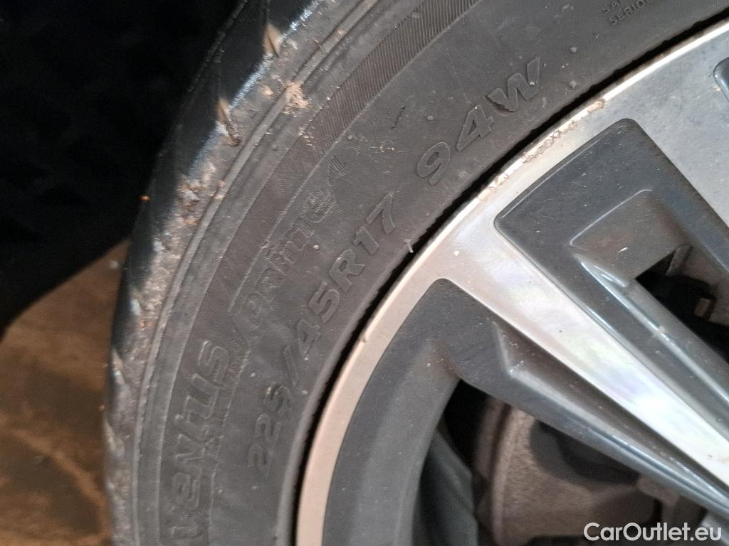  Bmw  Serie 1 BMW Série 1 / 2019 / 5P / Berline 116i Business Design #11