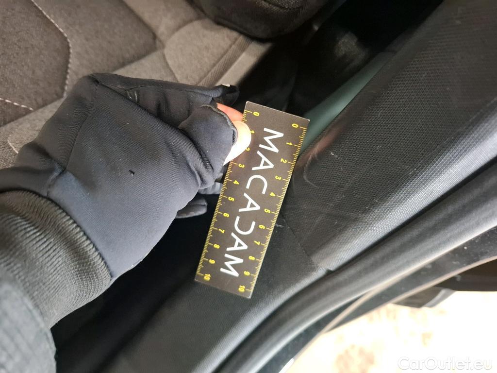  Citroen  C4  X Feel Pack 1.2 PureTech 130CV BVA8 6E #7