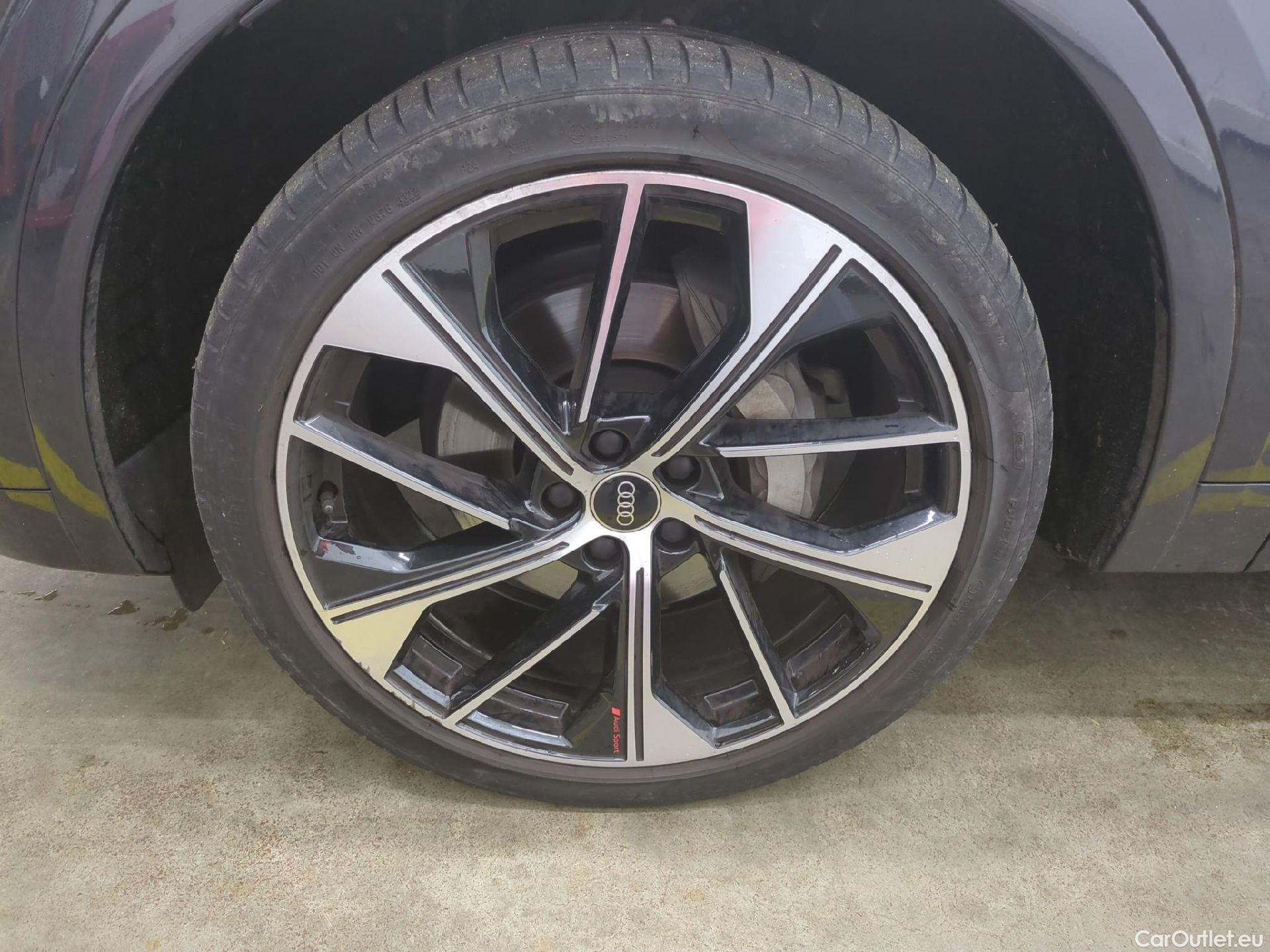  Audi  Q5 AUDI  / 2020 / 5P / SUV 50 TFSI e 299 QTT S TRONIC 7 AVUS #5