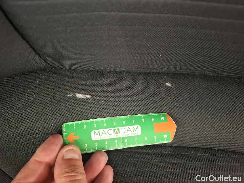  Ford  Kuga FORD  / 2019 / 5P / SUV 2.5 Duratec 190 FHEV Powershift Titanium #16