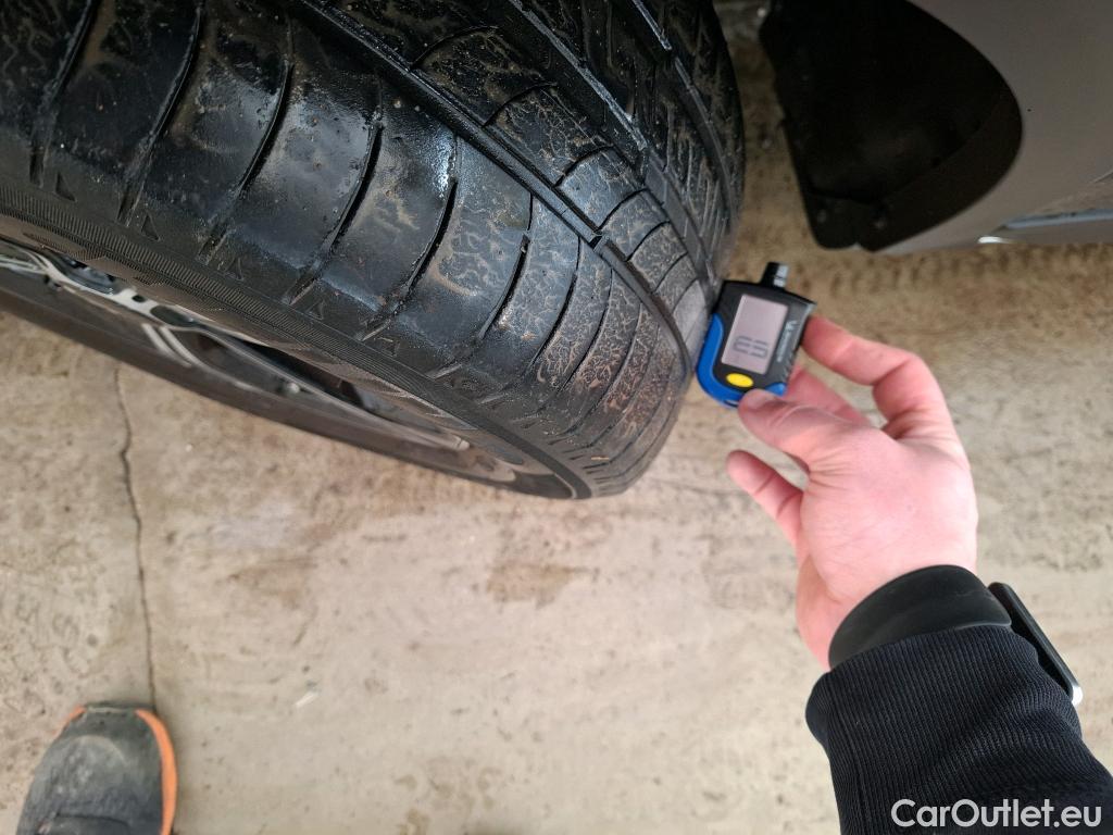  KIA  XCeed KIA  / 2019 / 5P / Crossover 1.6 GDI ISG ISG PHEV ACTIVE BUS DCT6 OPE STOCK #2