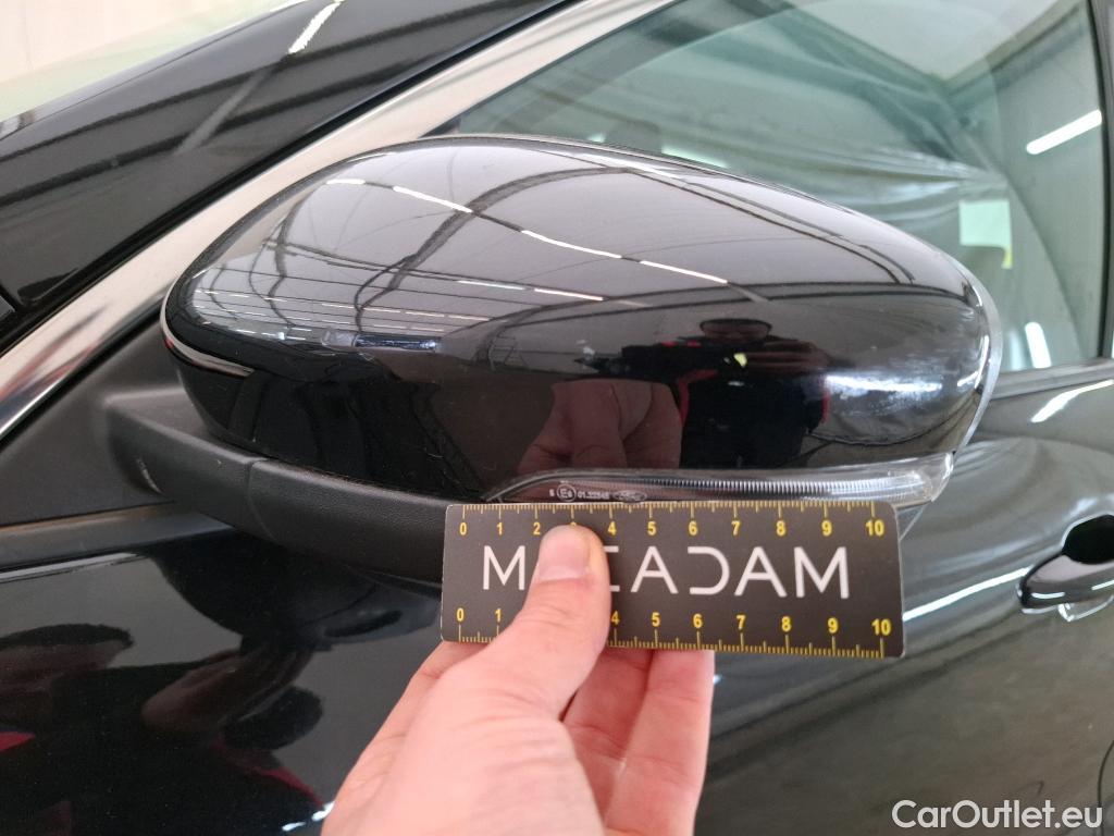  Ford  Kuga FORD  / 2019 / 5P / SUV 2.5 Dur 225 hybrid PHEV Pshift Titanium #22