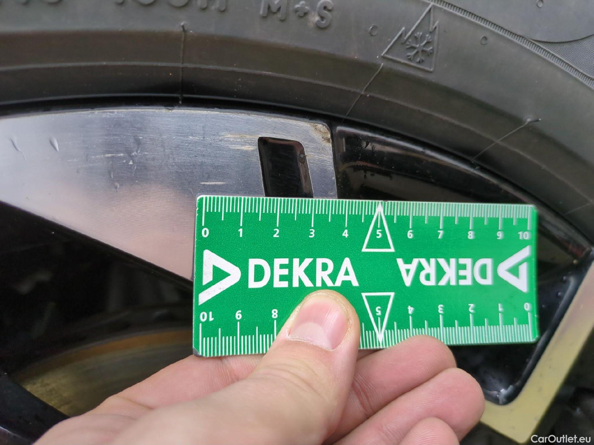  KIA  Sportage KIA  / 2021 / 5P / SUV 1.6 T-GDI 265 PHEV AUTO 4WD GT-L PREM BU #5