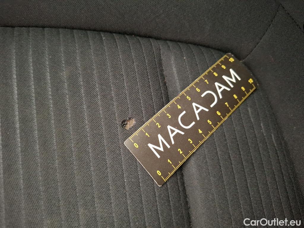  Ford  Kuga FORD  / 2019 / 5P / SUV 2.5 Dur 225 hybrid PHEV Pshift Titanium #11