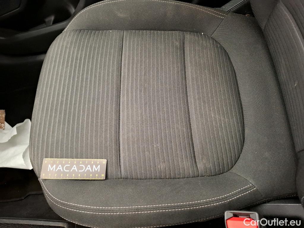  Ford  Kuga FORD  / 2019 / 5P / SUV 2.5 Dur 225 hybrid PHEV Pshift Titanium #18