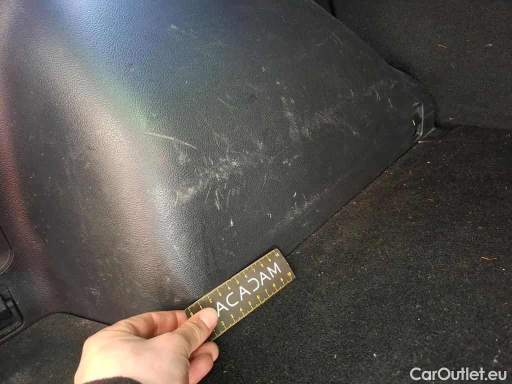  KIA  Sportage KIA  / 2021 / 5P / SUV 1.6 T-GDI 265 PHEV AUTO 4WD GT-LINE PREM #17