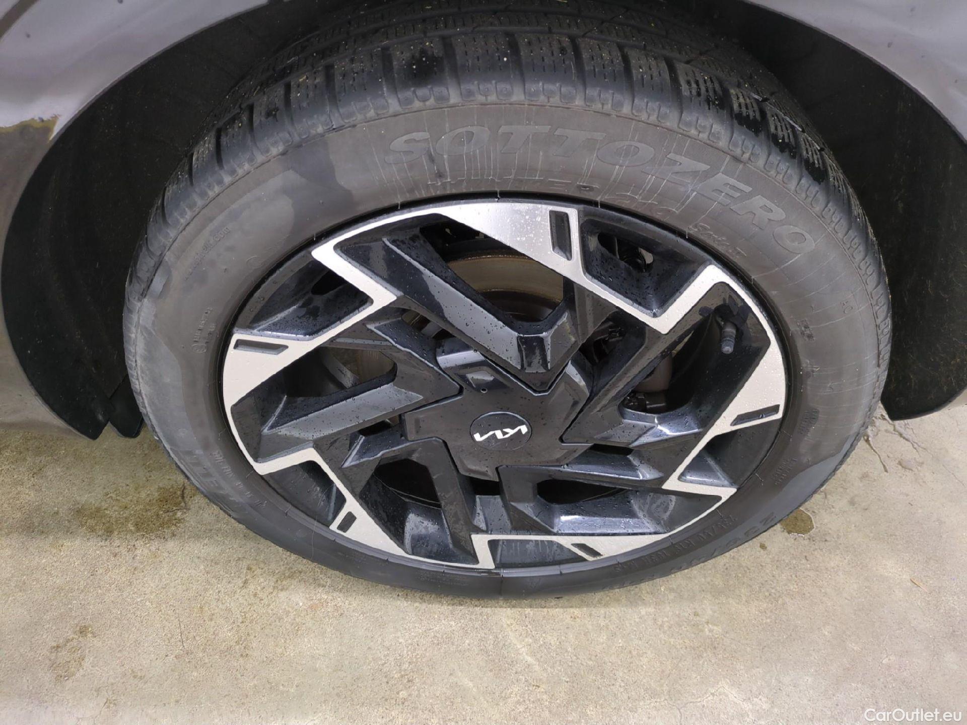  KIA  Sportage KIA  / 2021 / 5P / SUV 1.6 T-GDI 265 PHEV AUTO 4WD GT-L PREM BU #7