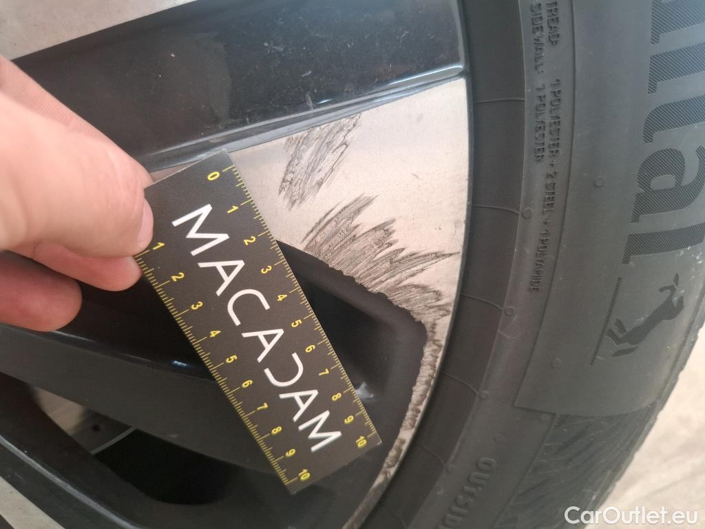  Mercedes  G-Klasee MERCEDES-BENZ GLC / 2019 / 5P / SUV 2.0 GLC 300 E BUSINESS LINE 4MATIC #100