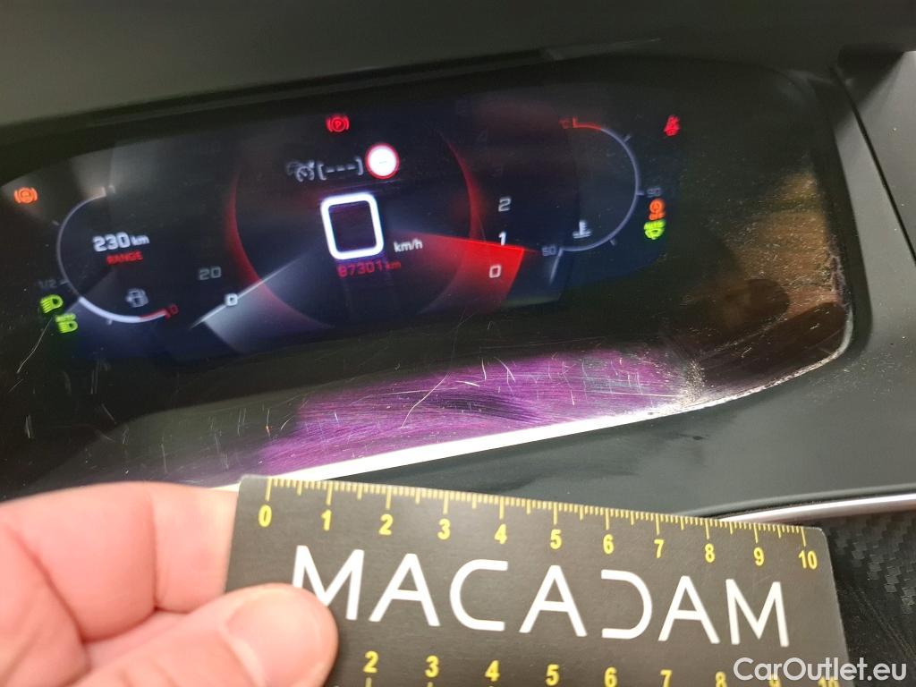  Peugeot  2008 PEUGEOT  / 2019 / 5P / Crossover PureTech 130 S&S GT PACK #15