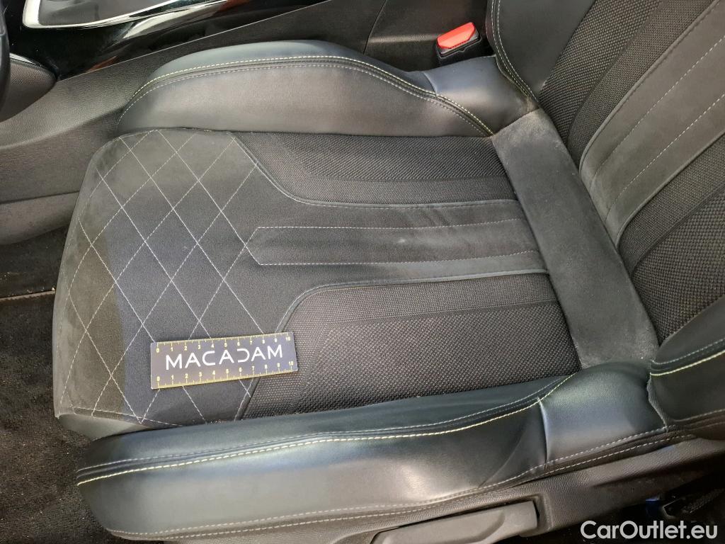  Peugeot  2008 PEUGEOT  / 2019 / 5P / Crossover PureTech 130 S&S GT PACK #13