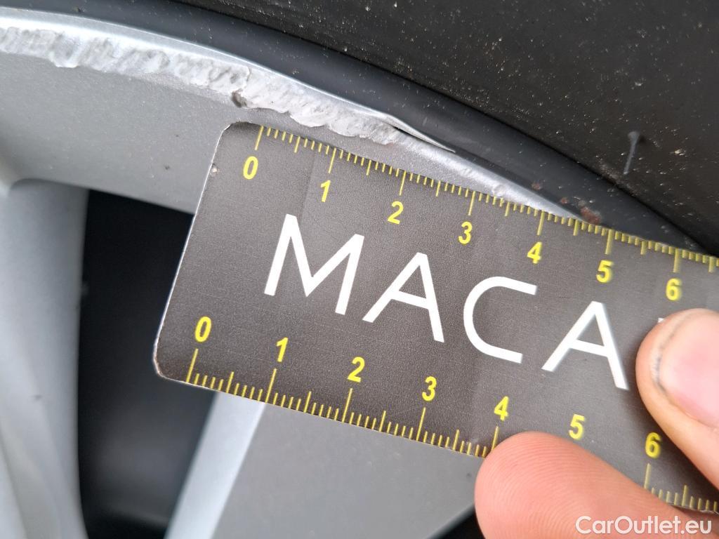  Nissan  Micra NISSAN  / 2016 / 5P / Berline IG-T 92 Business Edition / VO RECONDITIONNE - PHOTOS AVANT RECONDITIONNEMENT #6