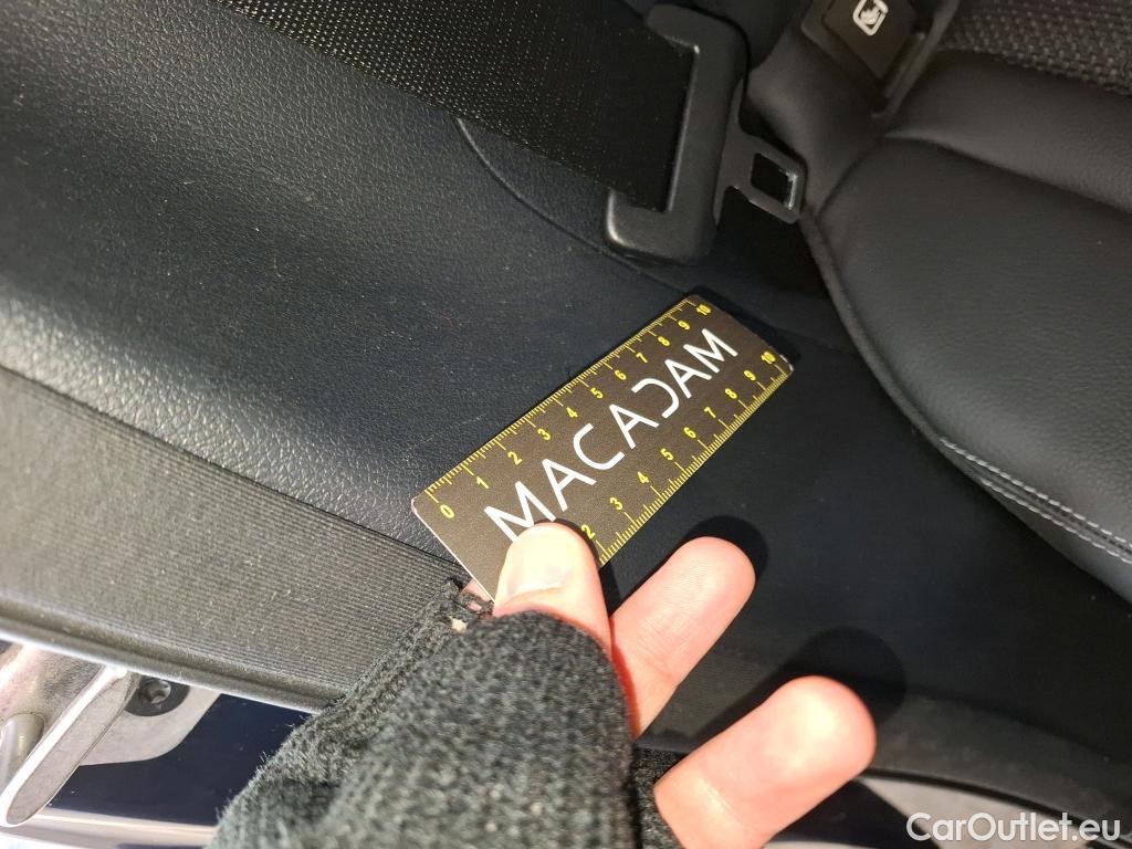  Mercedes  G-Klasee MERCEDES-BENZ GLC / 2019 / 5P / SUV 2.0 GLC 300 E BUSINESS LINE 4MATIC #24