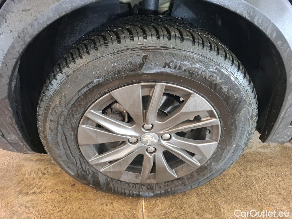  Peugeot  2008  Active Pack 1.2 PureTech 130CV BVA8 E6d #22