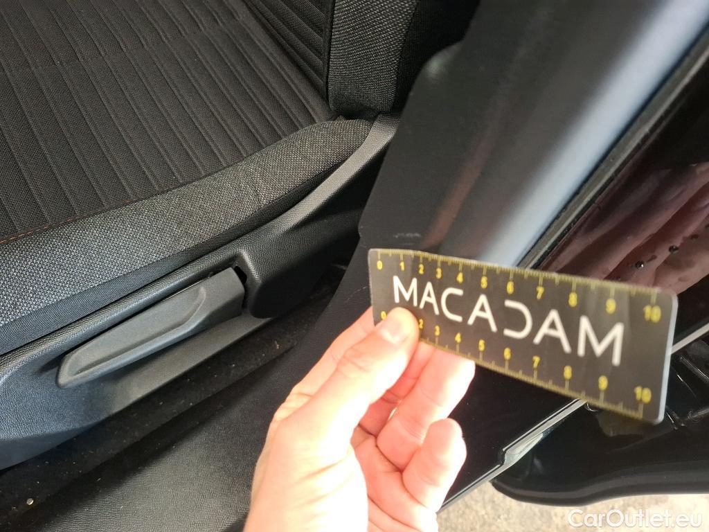  Peugeot  2008  Active Pack 1.2 PureTech 130CV BVA8 E6d #6