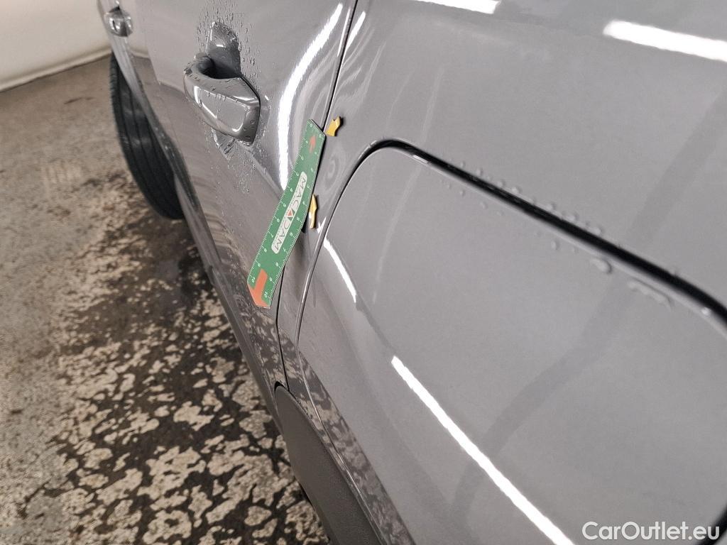  Peugeot  2008  Active Pack 1.2 PureTech 130CV BVA8 E6d #4