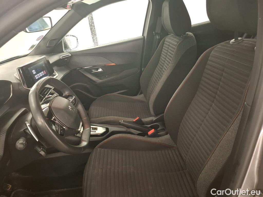 Peugeot  2008  Active Pack 1.2 PureTech 130CV BVA8 E6d #8