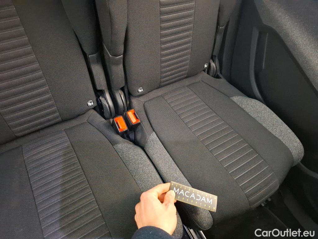  Peugeot  5008  Active Pack 1.5 HDi 130CV BVA8 7 Sieges E6d #31