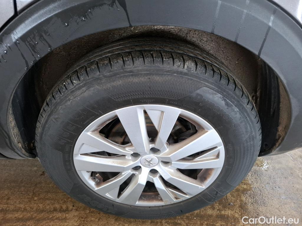  Peugeot  5008  Active Pack 1.5 HDi 130CV BVA8 7 Sieges E6d #38