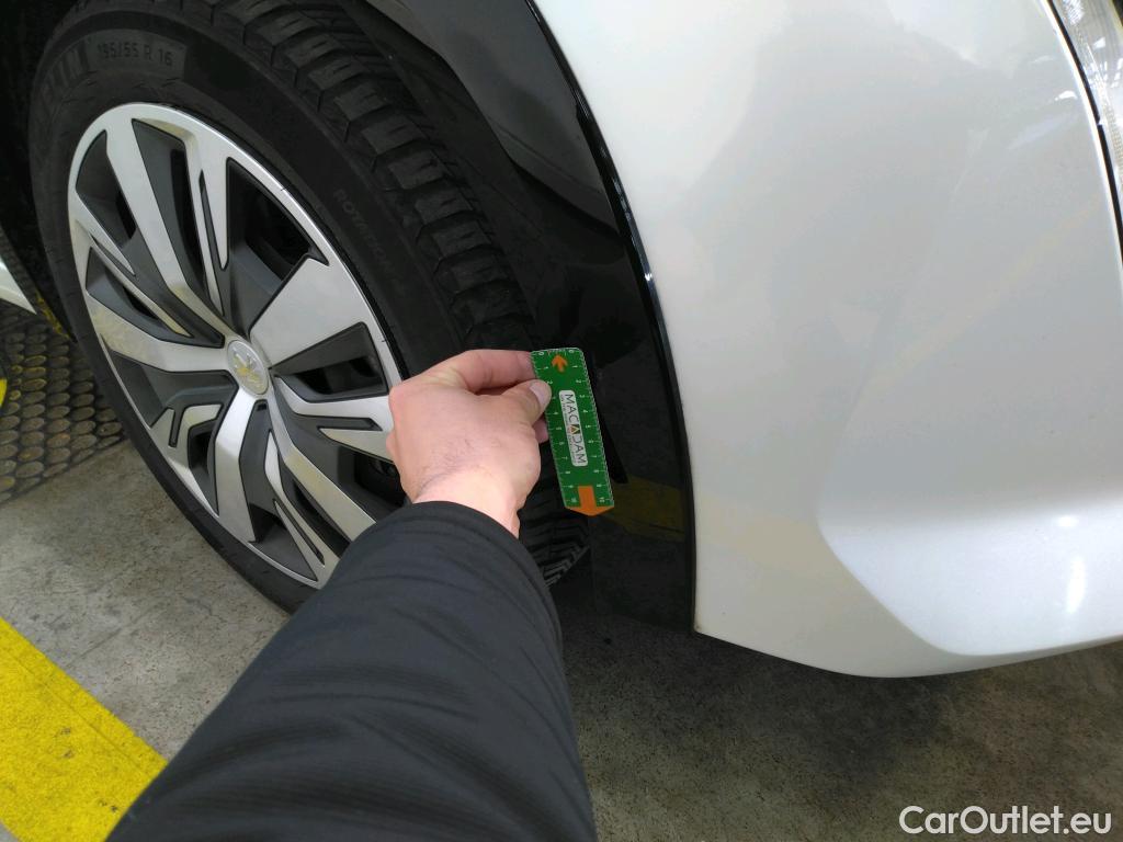  Peugeot  208  (e-) Active Business 50kWh BVA #34