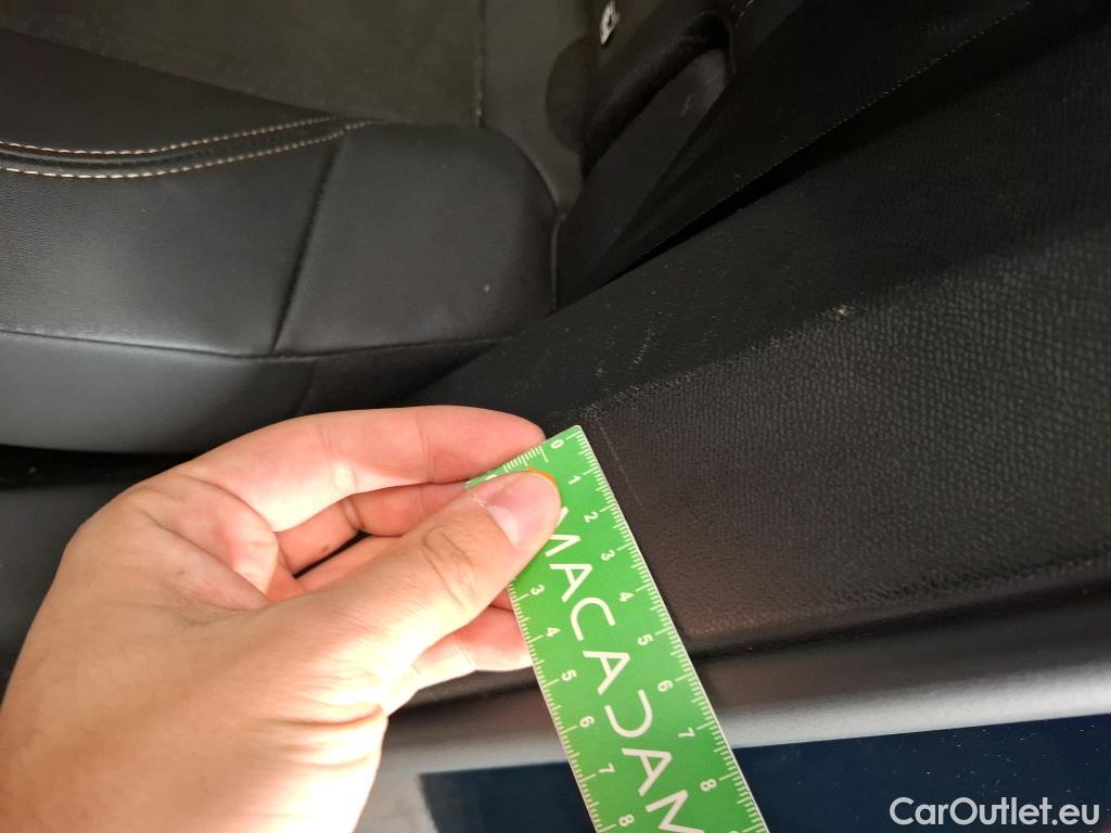  Peugeot  3008  GT 1.2 PureTech 130CV BVA8 E6d #32