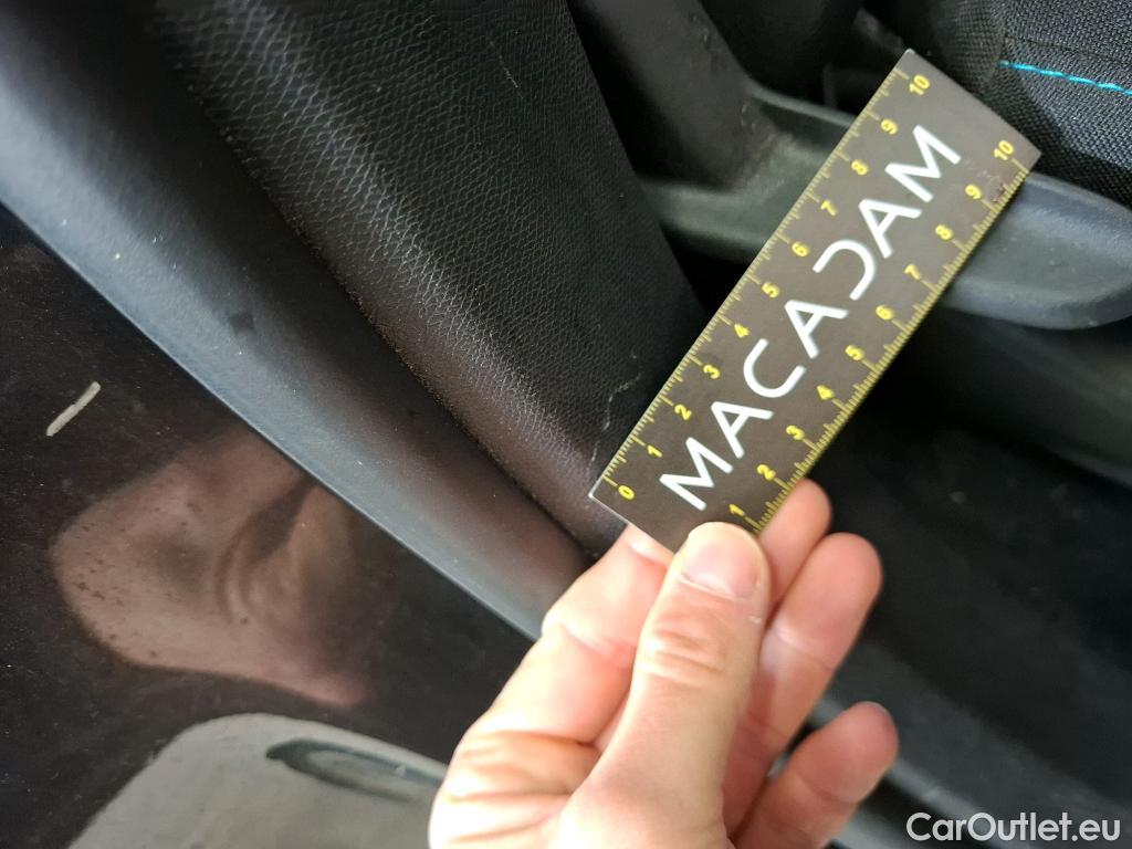  Peugeot  5008  Active Pack 1.5 HDi 130CV BVA8 7 Sieges E6d #22