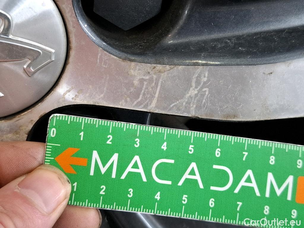  Peugeot  3008 PEUGEOT  / 2020 / 5P / SUV 1.6 HYBRID 225 E-EAT8 Allure Pack #21