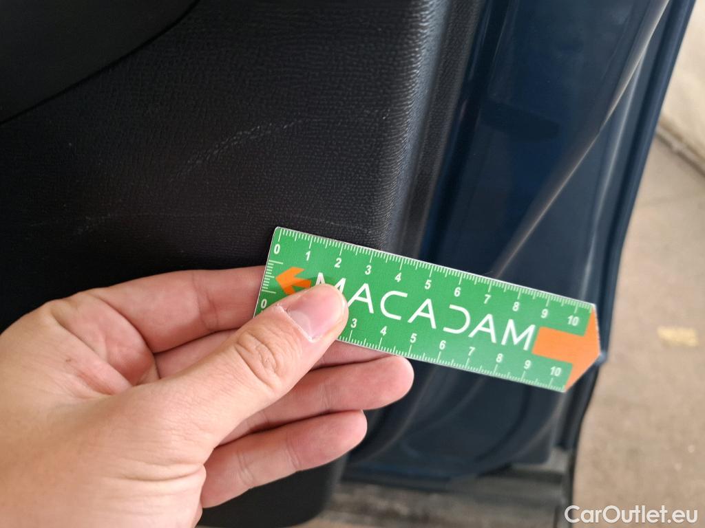  Peugeot  3008  GT 1.2 PureTech 130CV BVA8 E6d #38