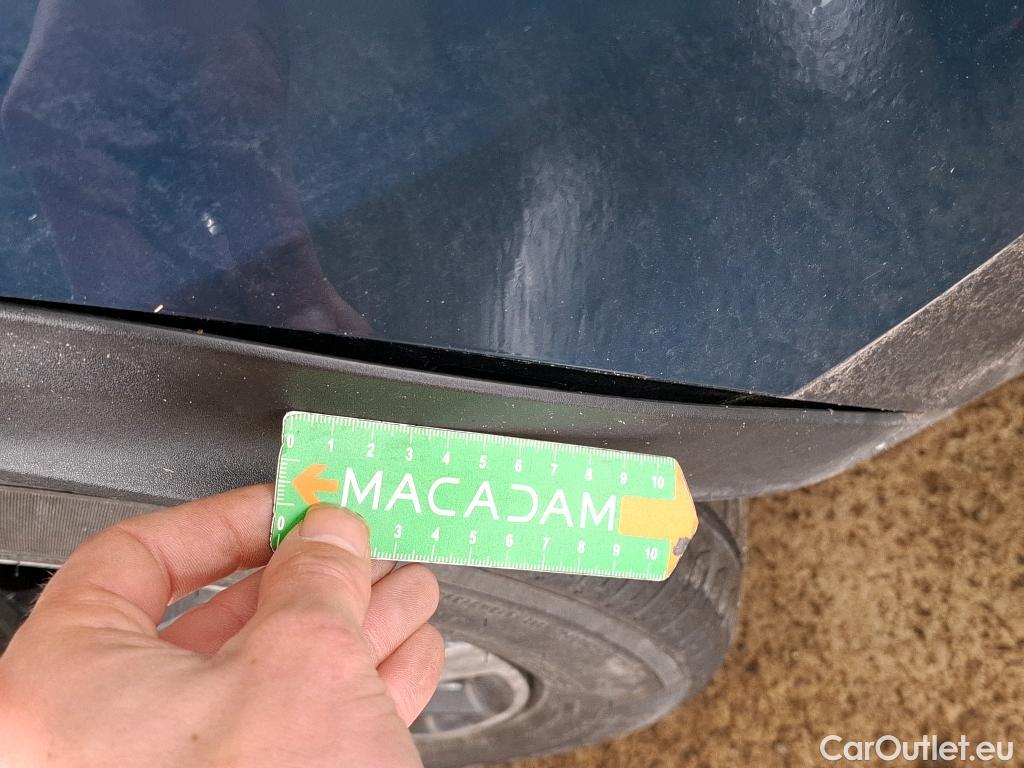  Peugeot  3008 PEUGEOT  / 2020 / 5P / SUV 1.6 HYBRID 225 E-EAT8 Allure Pack #41