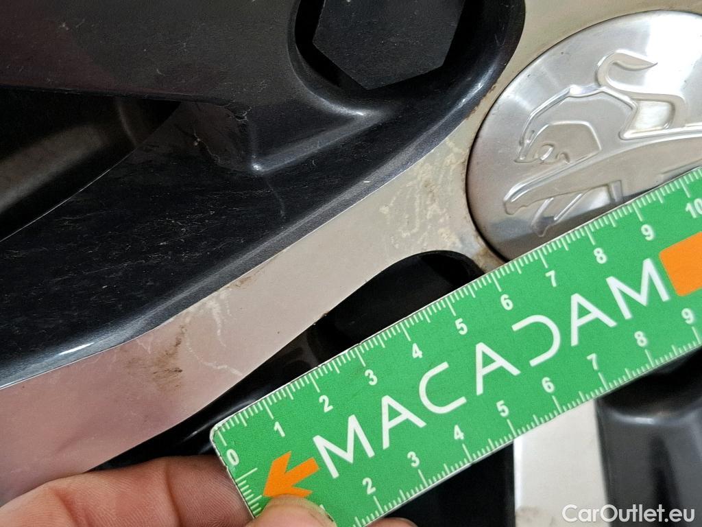  Peugeot  3008 PEUGEOT  / 2020 / 5P / SUV 1.6 HYBRID 225 E-EAT8 Allure Pack #30