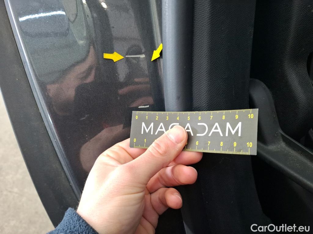  Peugeot  5008  Active Pack 1.5 HDi 130CV BVA8 7 Sieges E6d #3